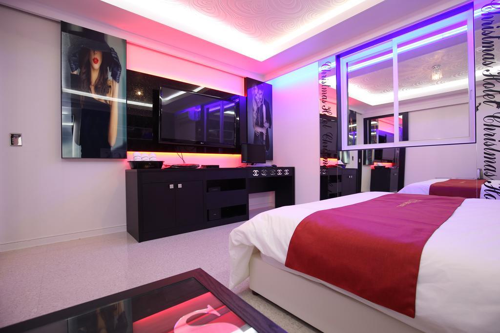 X-Mas Hotel Tedzson Kültér fotó